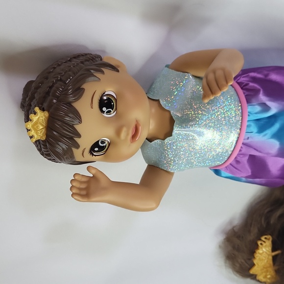 Princess Ellie Grows Up Baby Alive Works Has spoon plate tiara - Picture 5 of 9